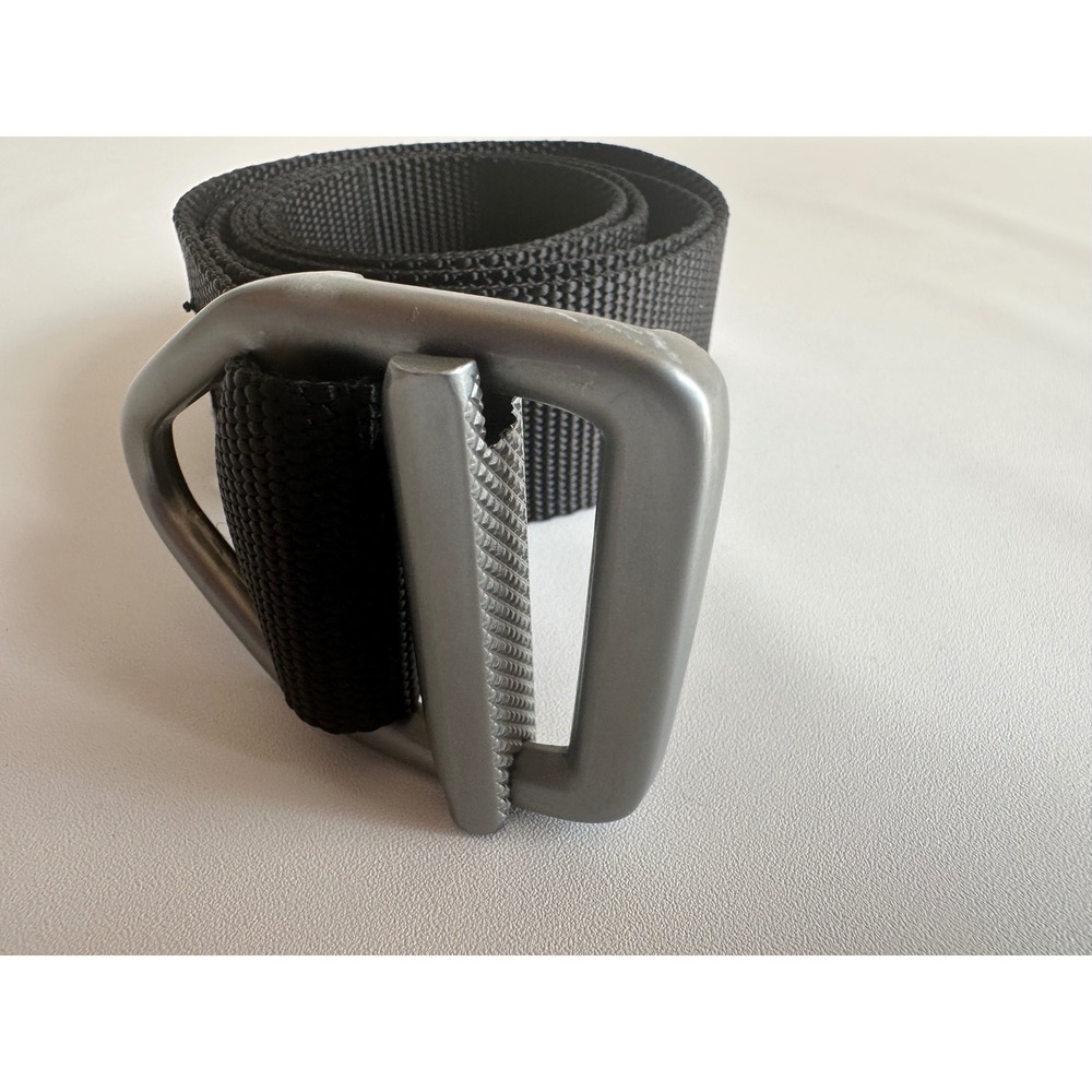 Bison Designs Black Belt Canvas Webbing Belt Not for Climbing Outdoor Medium - Picture 2 of 5